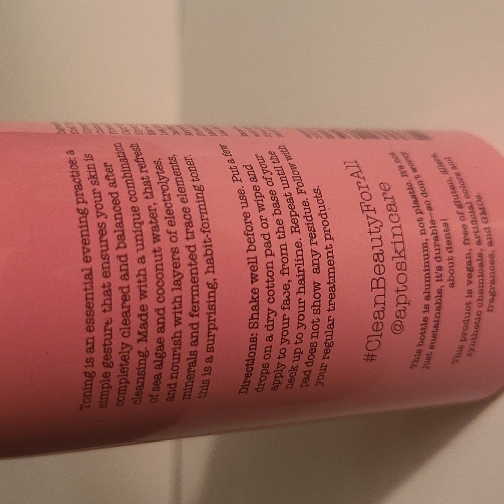 APTO Skincare coconut water toner - Picture 3 of 4